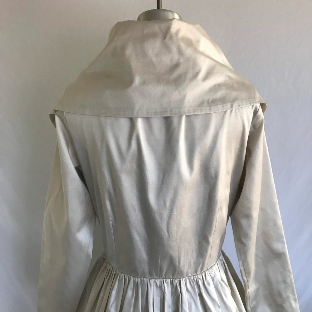 1990s Silver Silk Avant Garde Designer Party Dress - Catherine Regehr - Picture 4 of 9